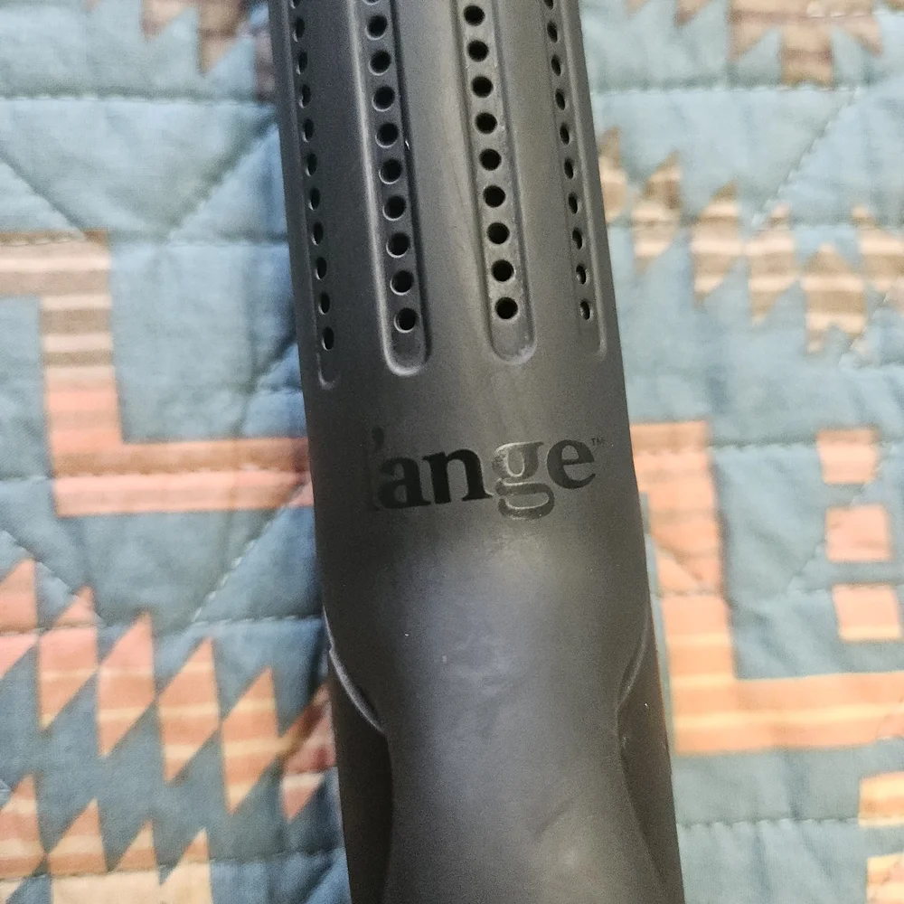 Lange Black Hair‎ Styling Tool